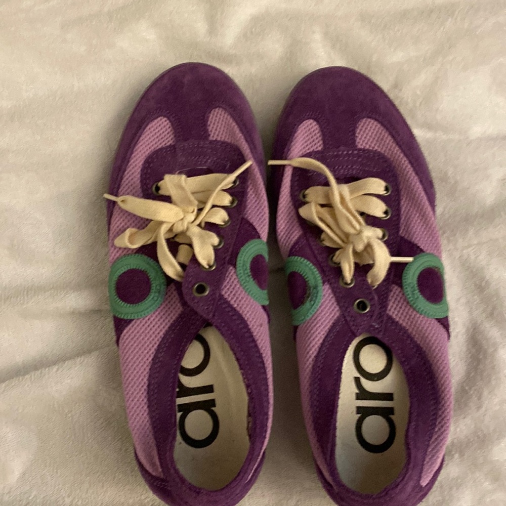 Aro sneaker size 38